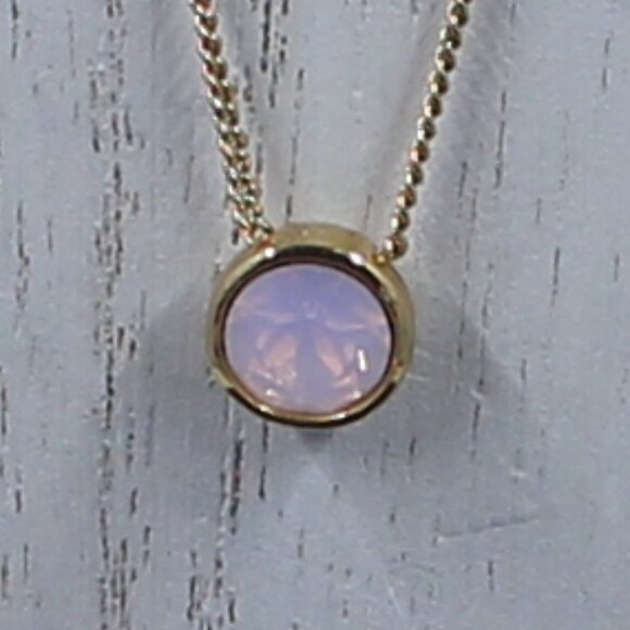Gold Tone H2Z 16" Adjustable Necklace With Round Iridescent Pinkish Stone - Picture 4 of 13